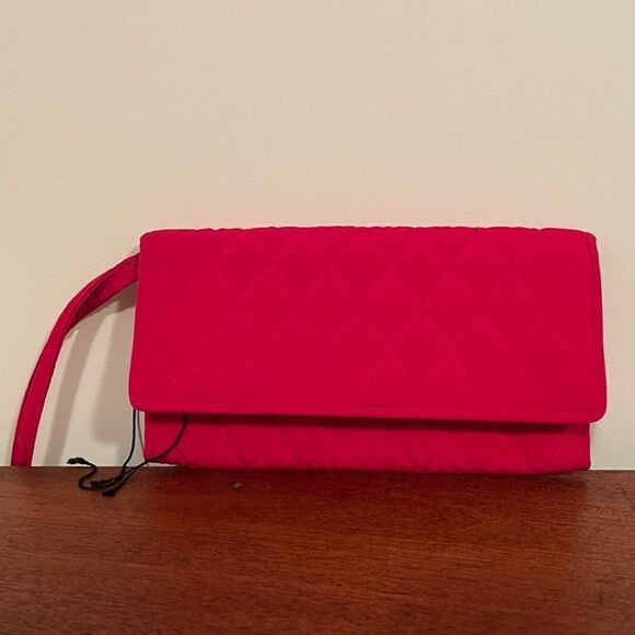 Vera Bradley Wristlet Wallet In Microfiber Red NWOT - Picture 1 of 9